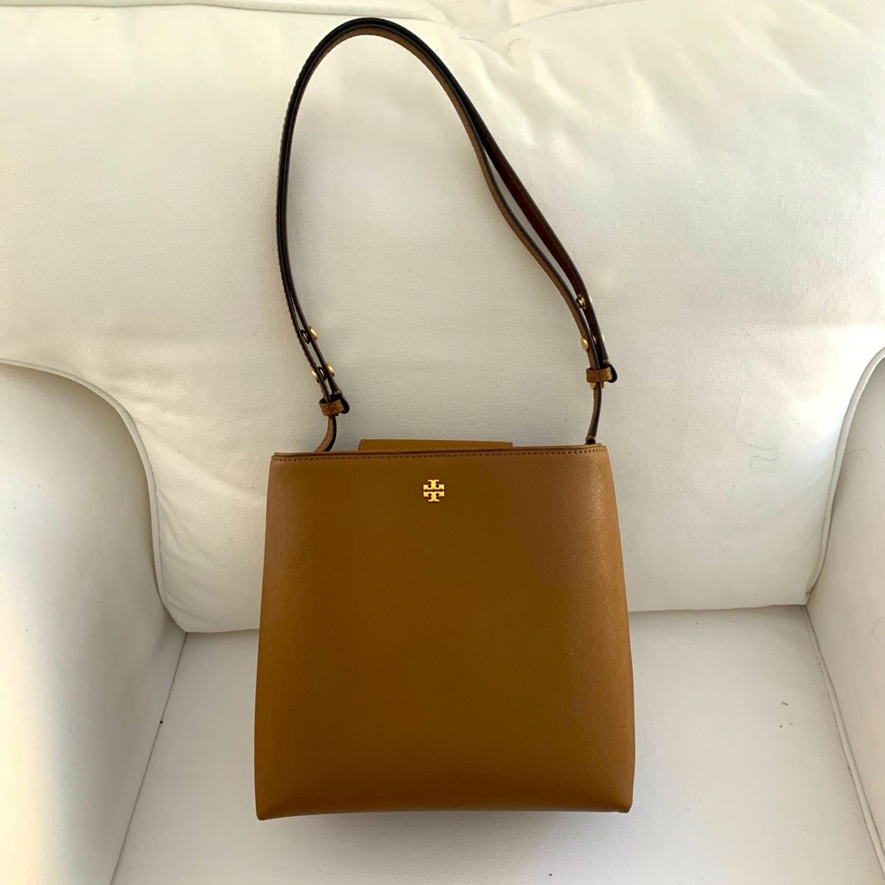 Tory Burch - never been used- bucket bag